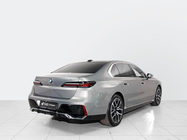 BMW 7 серии VII (G70) с пробегом 2025 года, цена 14 150 000 рублей, 21457 км, седан, Автокод Объявления