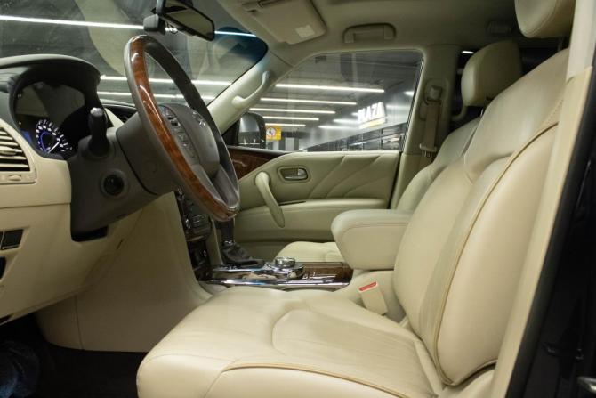 Infiniti QX80 I Рестайлинг с пробегом 2017 года, цена 4 300 000 рублей, 60435 км, внедорожник, Автокод Объявления