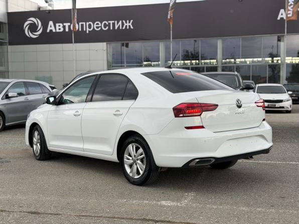 Volkswagen Polo VI с пробегом 2021 года, цена 1 410 000 рублей, 118115 км, лифтбек, Автокод Объявления