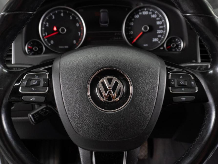Volkswagen Touareg II Рестайлинг Тюмень  - изображение 12