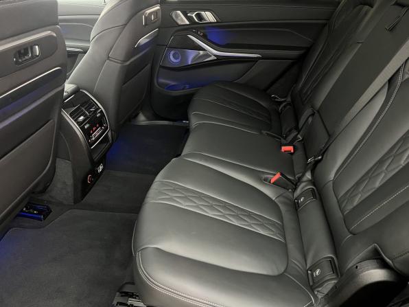 BMW X7 I (G07) Рестайлинг с пробегом 2025 года, цена 15 860 000 рублей, 5630 км, внедорожник, Автокод Объявления