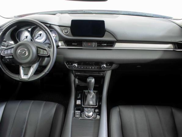 Mazda 6 III (GJ) Рестайлинг 2 с пробегом 2018 года, цена 2 480 000 рублей, 107800 км, седан, Автокод Объявления