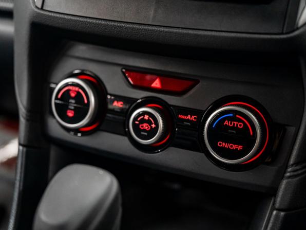 Subaru Impreza V с пробегом 2017 года, цена 1 375 000 рублей, 156166 км, седан, Автокод Объявления