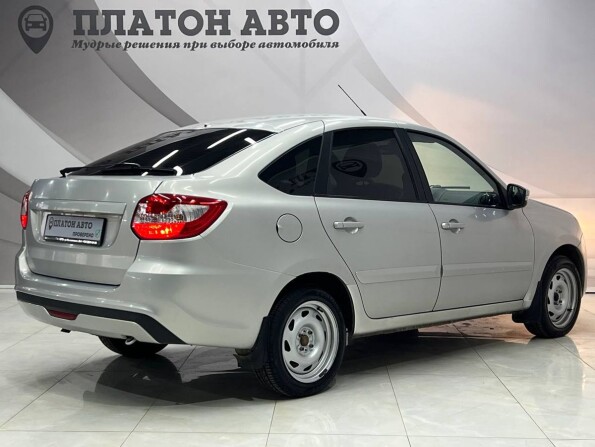 Lada (ВАЗ) Granta I Рестайлинг с пробегом 2019 года, цена 729 000 рублей, 76000 км, хэтчбек, Автокод Объявления