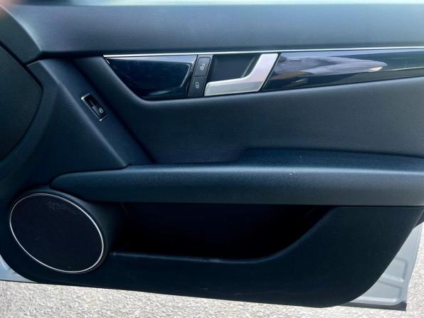 Mercedes-Benz C-Класс III (W204) Рестайлинг с пробегом 2013 года, цена 1 539 000 рублей, 173113 км, седан, Автокод Объявления