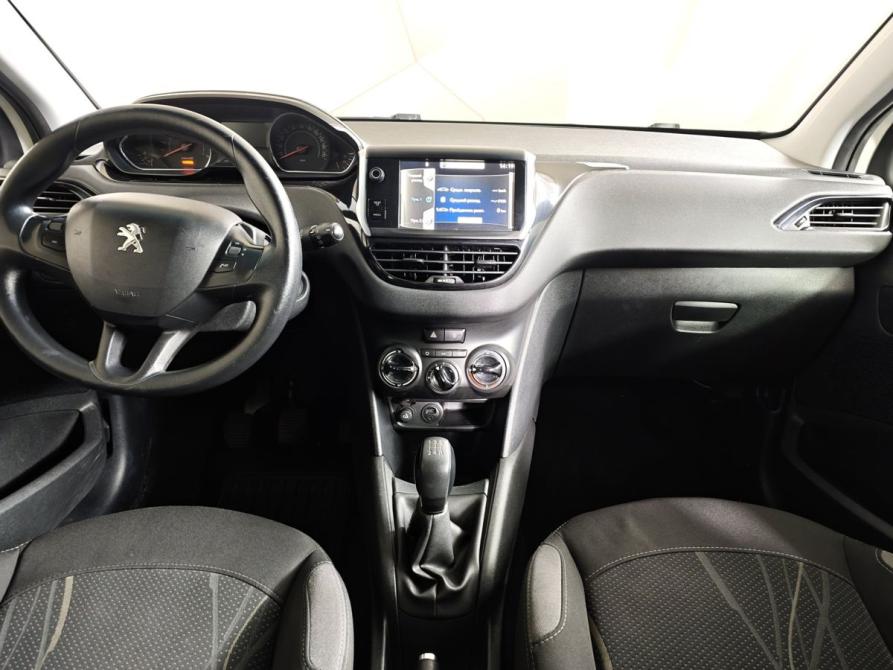 Peugeot 208 I Москва  - изображение 14