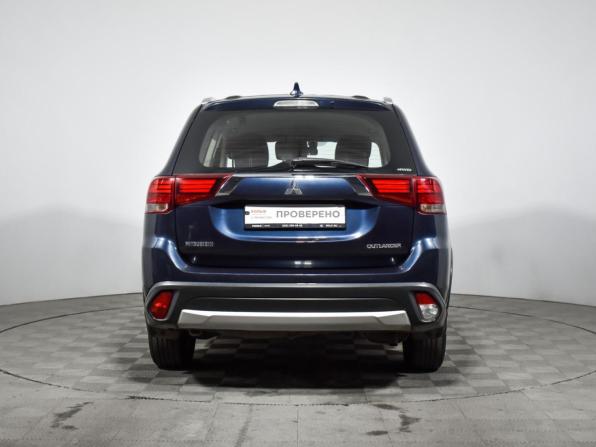 Mitsubishi Outlander III Рестайлинг 2 с пробегом 2017 года, цена 1 339 000 рублей, 223000 км, внедорожник, Автокод Объявления