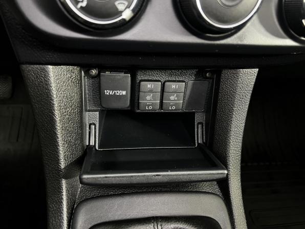 Toyota Corolla XI (E160 E170 E180) с пробегом 2014 года, цена 1 375 000 рублей, 155000 км, седан, Автокод Объявления