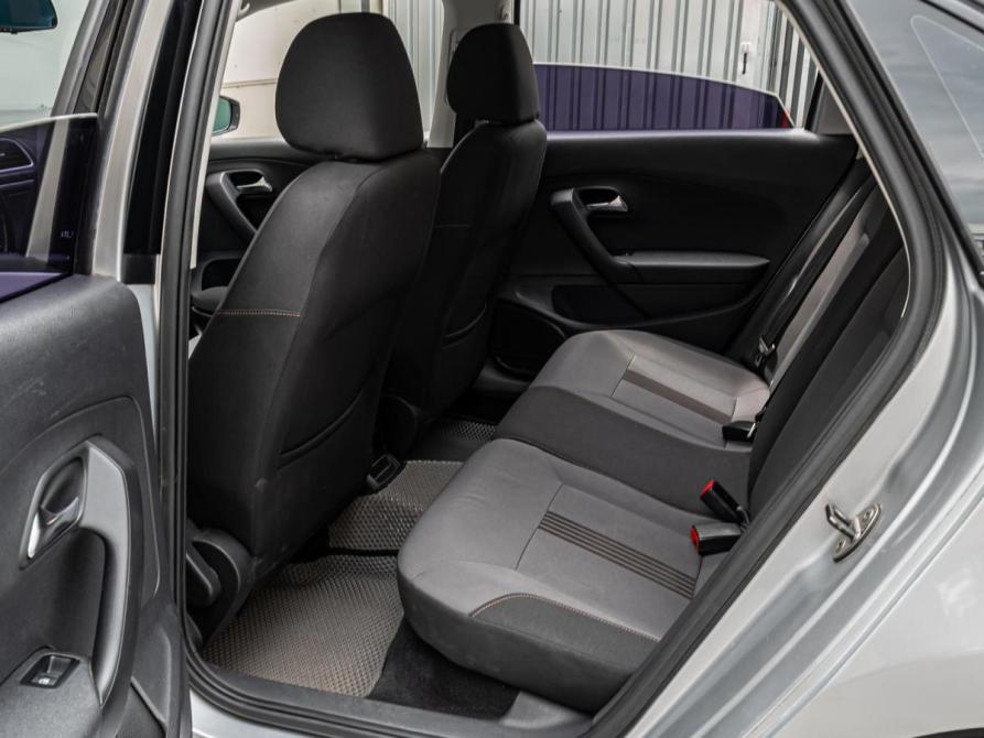 Volkswagen Polo V Рестайлинг Краснодар  - изображение 11
