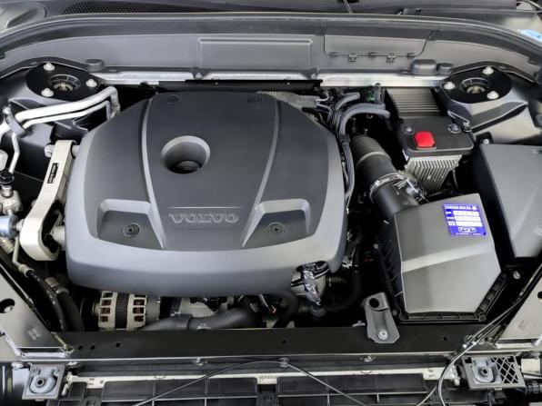 Volvo XC60 II с пробегом 2020 года, цена 4 300 000 рублей, 46592 км, внедорожник, Автокод Объявления