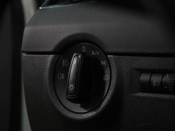 Skoda Octavia III (A7) с пробегом 2014 года, цена 999 000 рублей, 130555 км, лифтбек, Автокод Объявления