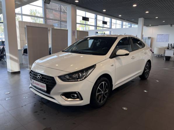Hyundai Solaris II с пробегом 2017 года, цена 1 100 000 рублей, 196926 км, седан, Автокод Объявления