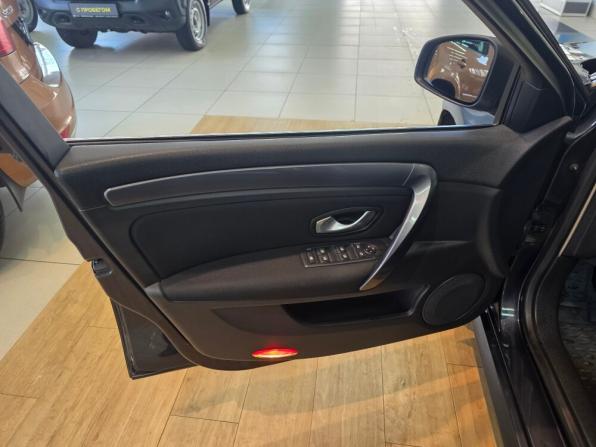 Renault Laguna III с пробегом 2010 года, цена 560 000 рублей, 238084 км, универсал, Автокод Объявления