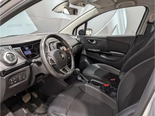 Renault Kaptur I Рестайлинг с пробегом 2021 года, цена 1 690 000 рублей, 42000 км, внедорожник, Автокод Объявления