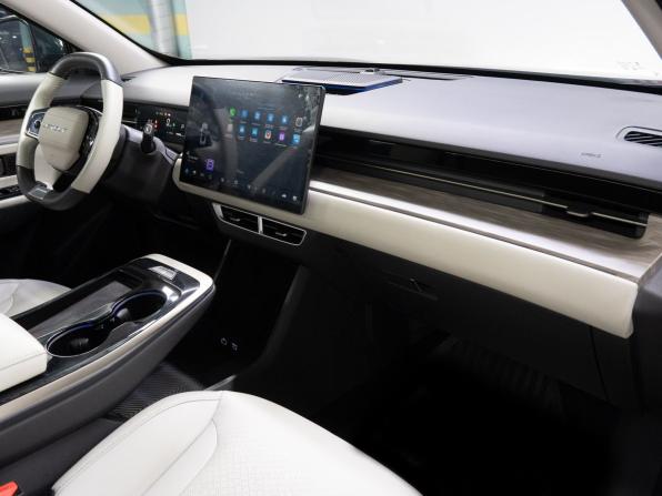 JETOUR DASHING I с пробегом 2024 года, цена 2 100 000 рублей, 44061 км, внедорожник, Автокод Объявления