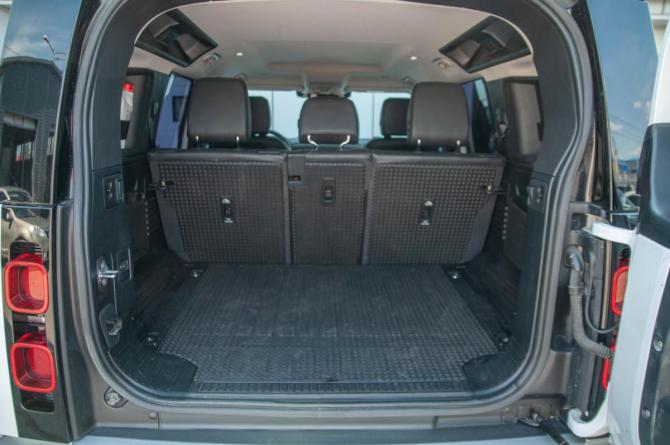 Land Rover Defender II с пробегом 2021 года, цена 4 150 000 рублей, 153641 км, внедорожник, Автокод Объявления