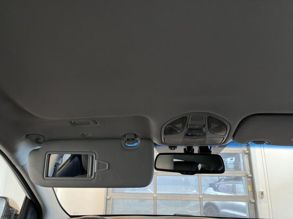 Hyundai Santa Fe III Рестайлинг с пробегом 2017 года, цена 2 400 000 рублей, 198307 км, внедорожник, Автокод Объявления