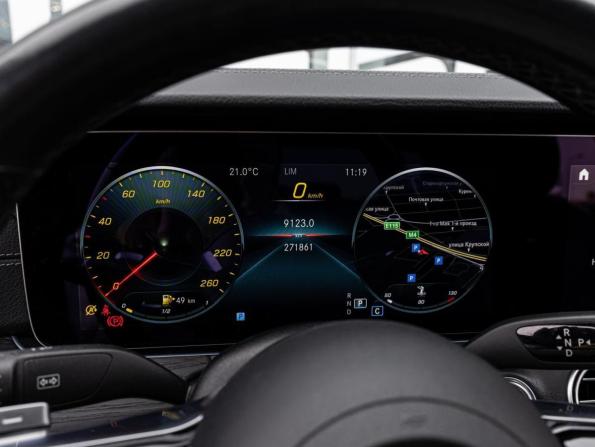 Mercedes-Benz E-Класс V (W213 S213 C238) Рестайлинг с пробегом 2021 года, цена 4 200 000 рублей, 271861 км, седан, Автокод Объявления