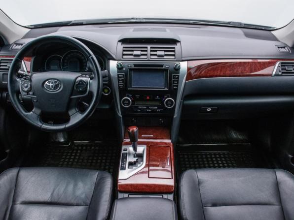 Toyota Camry VII (XV50) с пробегом 2013 года, цена 1 800 000 рублей, 187380 км, седан, Автокод Объявления