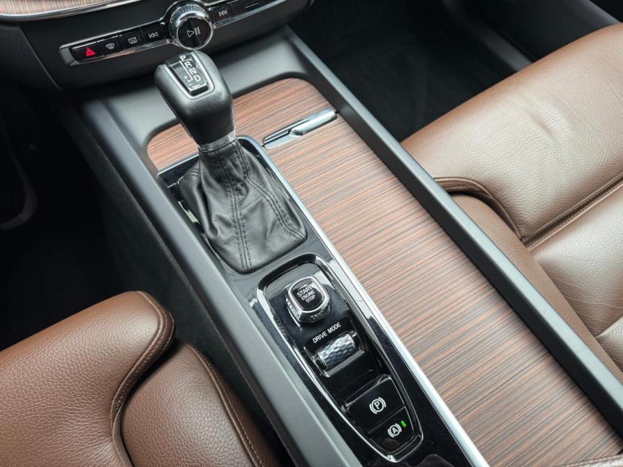 Volvo XC60 II Иркутск  - изображение 18