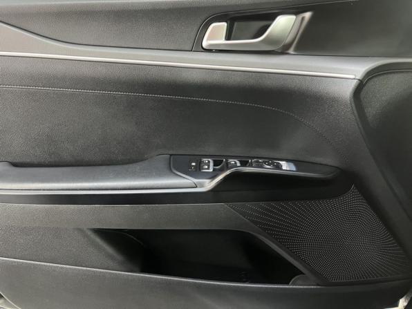 Kia K5 III с пробегом 2021 года, цена 2 287 000 рублей, 114305 км, седан, Автокод Объявления