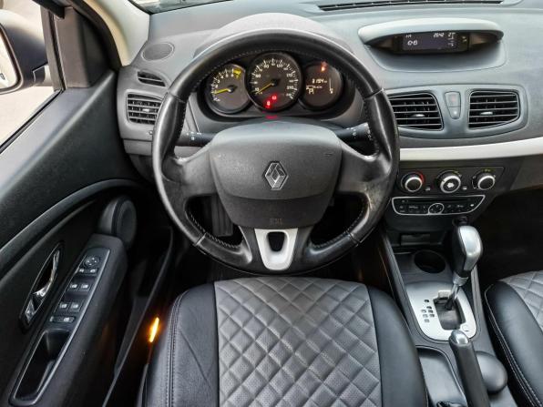 Renault Fluence I с пробегом 2012 года, цена 675 000 рублей, 219305 км, седан, Автокод Объявления