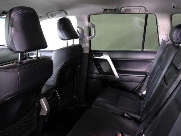 Toyota Land Cruiser Prado 150 Series Рестайлинг 2 с пробегом 2018 года, цена 4 499 000 рублей, 207987 км, внедорожник, Автокод Объявления