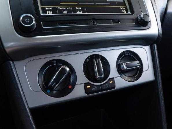 Volkswagen Polo V с пробегом 2013 года, цена 870 000 рублей, 217273 км, седан, Автокод Объявления