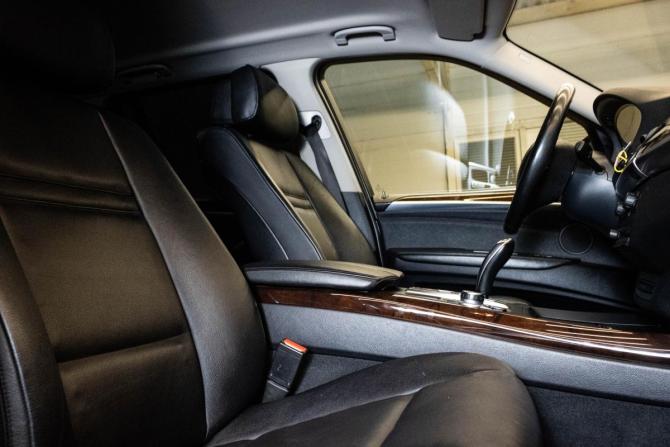 BMW X5 II (E70) с пробегом 2010 года, цена 2 500 000 рублей, 142012 км, внедорожник, Автокод Объявления