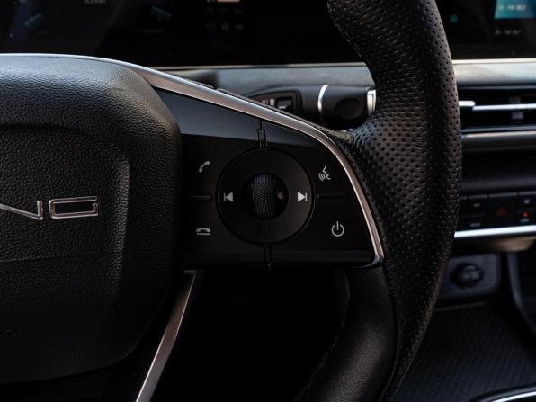 BAIC U5 Plus с пробегом 2023 года, цена 1 230 000 рублей, 83990 км, седан, Автокод Объявления