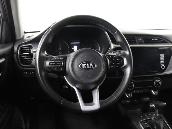 Kia Rio IV Рестайлинг с пробегом 2021 года, цена 2 144 000 рублей, 40317 км, хэтчбек, Автокод Объявления
