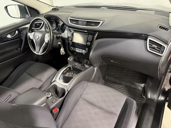 Nissan Qashqai II с пробегом 2015 года, цена 1 379 800 рублей, 205000 км, внедорожник, Автокод Объявления