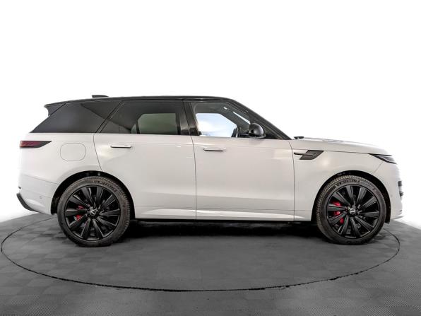 Land Rover Range Rover Sport III с пробегом 2023 года, цена 12 550 000 рублей, 39510 км, внедорожник, Автокод Объявления
