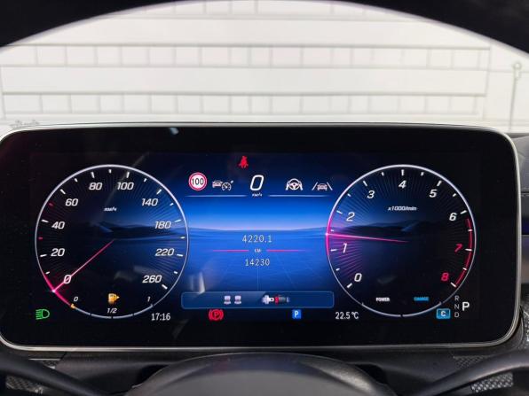 Mercedes-Benz CLE с пробегом 2024 года, цена 7 300 000 рублей, 14228 км, купе, Автокод Объявления