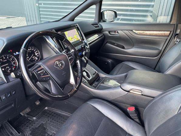 Toyota Alphard III Рестайлинг с пробегом 2021 года, цена 5 000 000 рублей, 187000 км, минивэн, Автокод Объявления