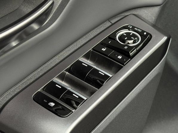 Toyota RAV4 VI (XA60) с пробегом 2026 года, цена 4 300 000 рублей, 10 км, внедорожник, Автокод Объявления