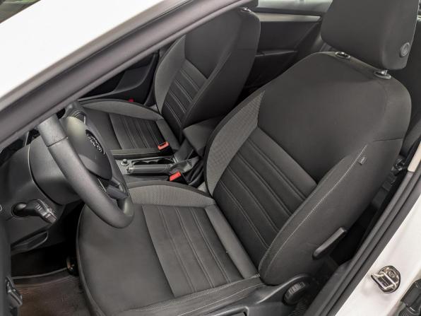 Skoda Octavia III (A7) Рестайлинг с пробегом 2019 года, цена 1 785 000 рублей, 76921 км, лифтбек, Автокод Объявления