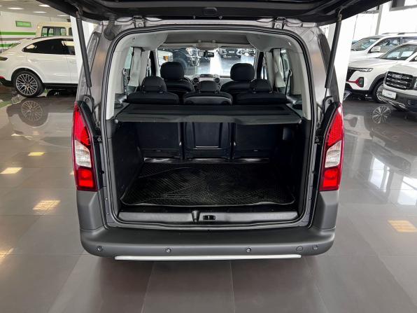 Citroen Berlingo II Рестайлинг 2 с пробегом 2017 года, цена 1 295 000 рублей, 92898 км, компактвэн, Автокод Объявления