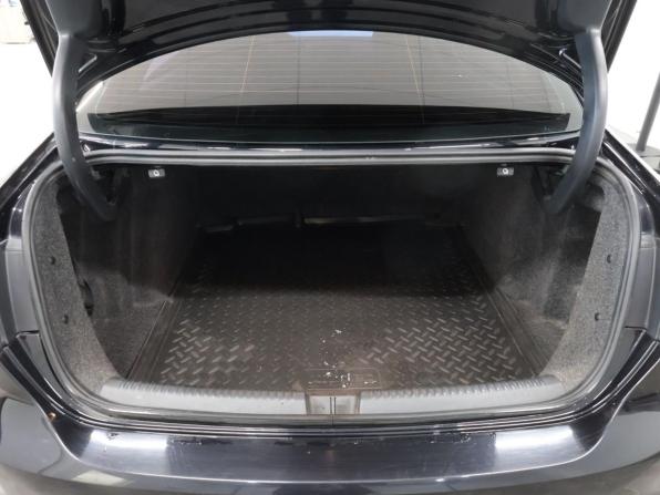 Volkswagen Jetta VI с пробегом 2013 года, цена 1 125 000 рублей, 93445 км, седан, Автокод Объявления