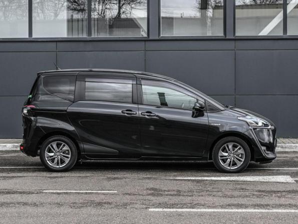 Toyota Sienta II с пробегом 2018 года, цена 1 779 000 рублей, 86501 км, компактвэн, Автокод Объявления