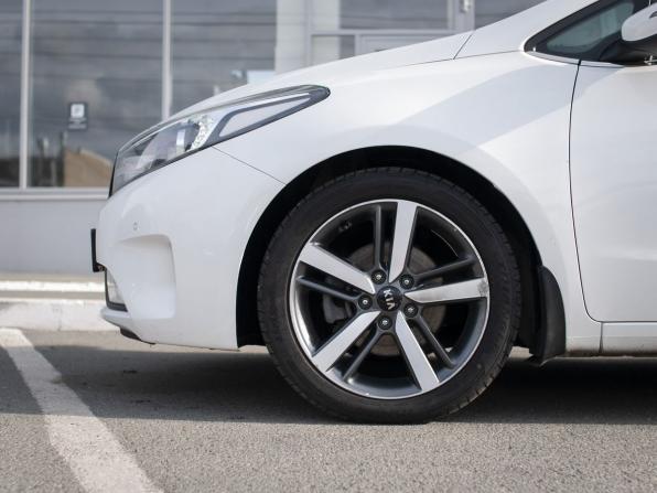 Kia Cerato III Рестайлинг (Classic) с пробегом 2017 года, цена 1 520 000 рублей, 128034 км, седан, Автокод Объявления