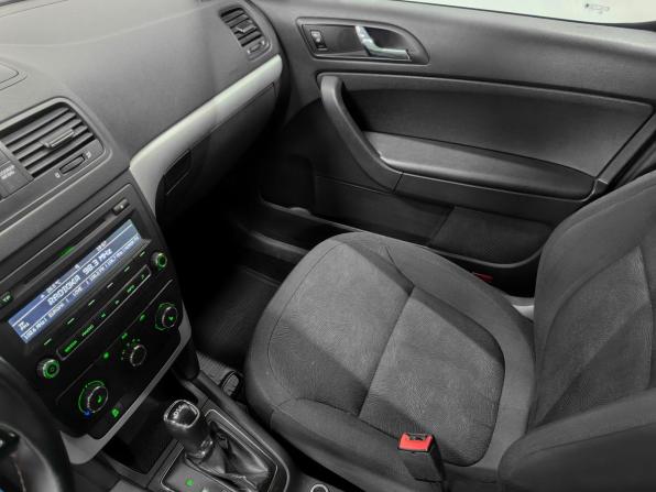 Skoda Yeti I Рестайлинг с пробегом 2014 года, цена 970 000 рублей, 154570 км, внедорожник, Автокод Объявления