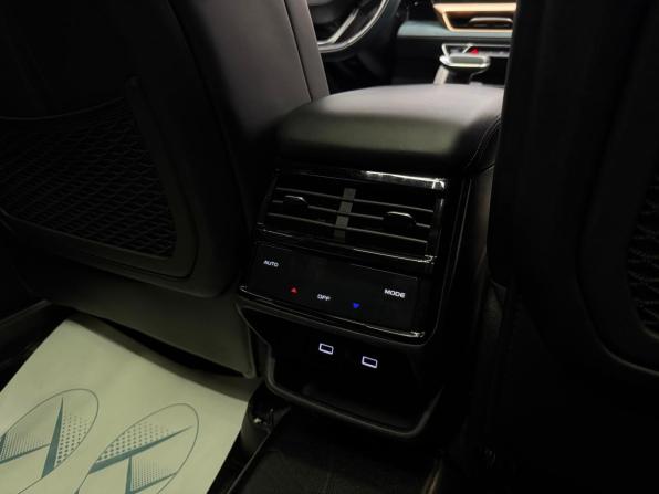 Geely Monjaro I с пробегом 2022 года, цена 2 990 000 рублей, 72100 км, внедорожник, Автокод Объявления