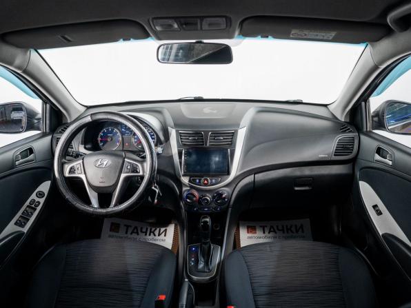 Hyundai Solaris I Рестайлинг с пробегом 2015 года, цена 975 000 рублей, 138454 км, хэтчбек, Автокод Объявления