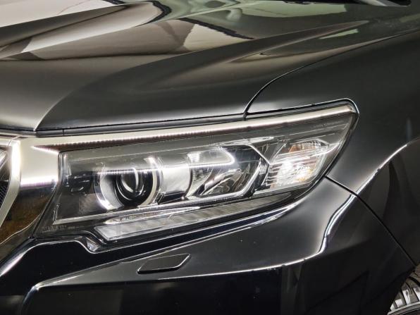 Toyota Land Cruiser Prado 150 Series Рестайлинг 2 с пробегом 2019 года, цена 5 299 000 рублей, 93747 км, внедорожник, Автокод Объявления