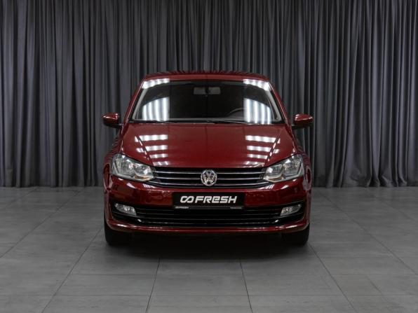 Volkswagen Polo V Рестайлинг с пробегом 2019 года, цена 1 309 000 рублей, 106900 км, седан, Автокод Объявления