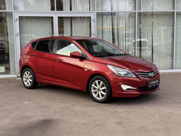 Hyundai Solaris I Рестайлинг с пробегом 2016 года, цена 875 000 рублей, 204000 км, хэтчбек, Автокод Объявления