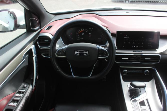 Geely Coolray I с пробегом 2023 года, цена 1 917 000 рублей, 56148 км, внедорожник, Автокод Объявления