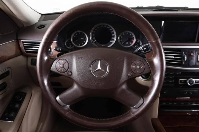 Mercedes-Benz E-Класс IV (W212 S212 C207) с пробегом 2012 года, цена 1 999 000 рублей, 240368 км, седан, Автокод Объявления