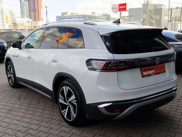 Volkswagen ID.6 с пробегом 2022 года, цена 3 100 000 рублей, 61174 км, внедорожник, Автокод Объявления